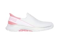 The GO WALK 7 "Mia" sneakers (Image via Skechers)